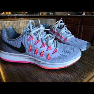 WOMENS NIKE AIR ZOOM PEGASUS 33